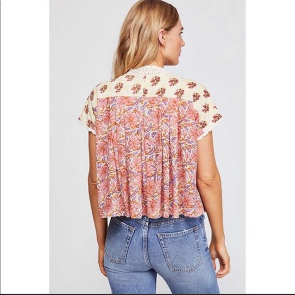 Free People Crochet Leilani Print V-Neck Crop Top - Picture 2 of 14
